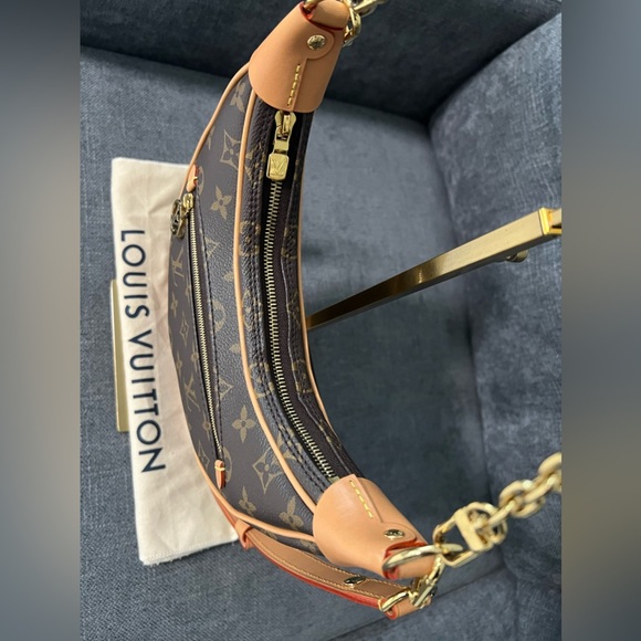 Louis Vuitton monogram loop crossbody bag - Picture 4 of 8